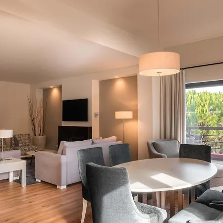 Sheraton - & Residences Hotel