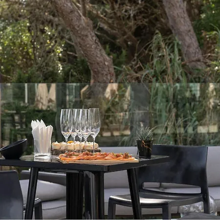 Sheraton - & Residences Hotel