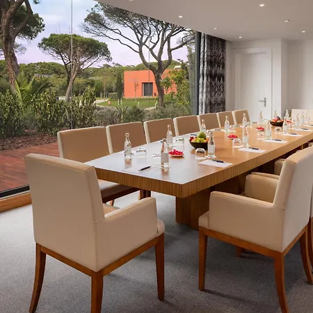 Hotel Sheraton - & Residences 5*