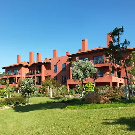 Ξενοδοχείο Sheraton - & Residences 5*