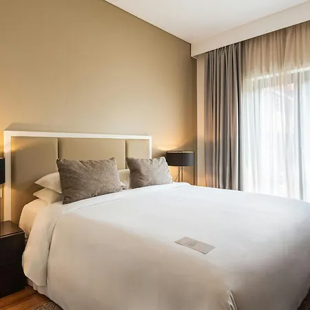 Hotel Sheraton - & Residences 5*