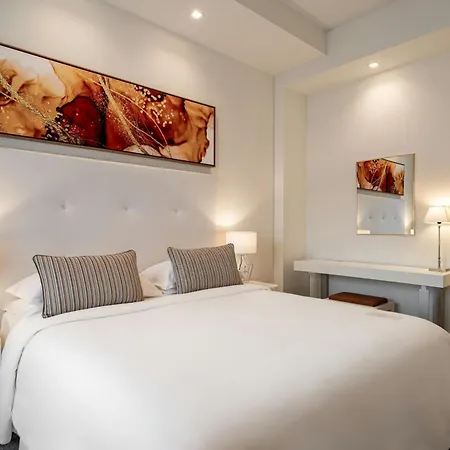 Sheraton - & Residences Hotel