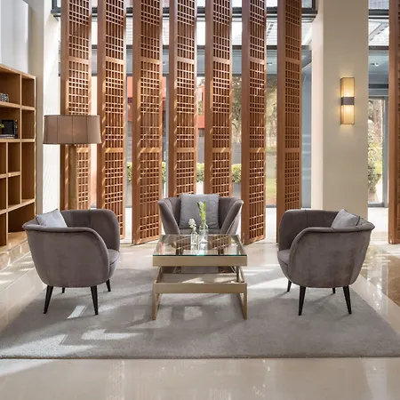 Sheraton - & Residences Віавіа