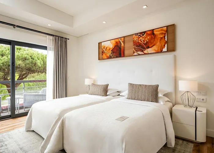 Sheraton - & Residences 5*