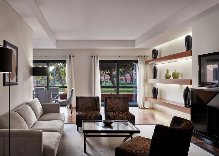 Hotel Sheraton - & Residences 5*