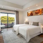 Sheraton - & Residences Hotel 5*