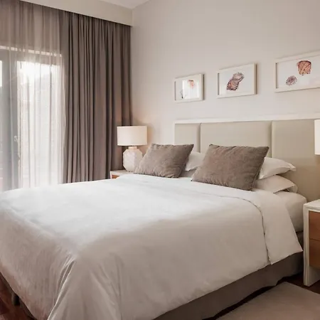 Sheraton - & Residences 5*