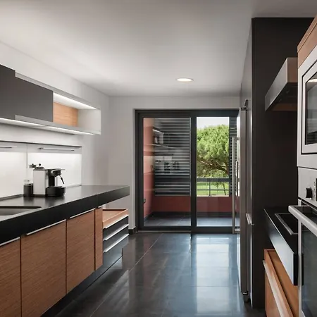 Hotel Sheraton - & Residences 5*