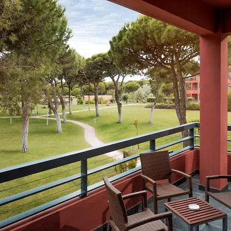 Sheraton - & Residences Hotel 5*