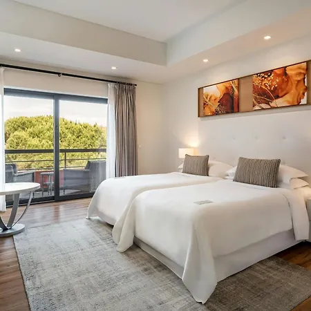 Sheraton - & Residences Hotel 5*