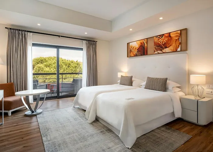 Sheraton - & Residences Hotel 5*